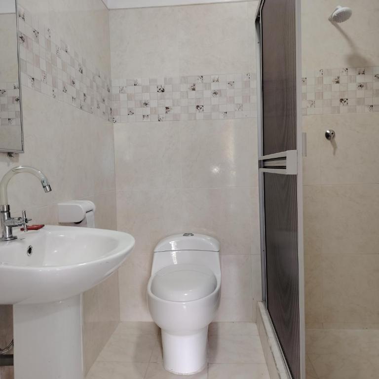 Hotel Alto Amazonas - Quadruple Room - 3