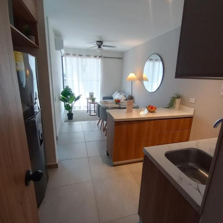 Cartagena Apartamento 2 dormitorios 2 baños en Edificio Confortable piscina, gym, coworking, salón, parqueadero, sobre avenida principal - Two-Bedroom Apartment - 10