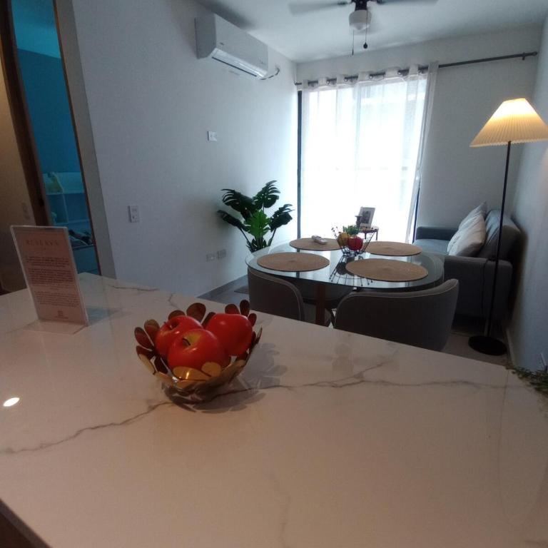 Cartagena Apartamento 2 dormitorios 2 baños en Edificio Confortable piscina, gym, coworking, salón, parqueadero, sobre avenida principal - Two-Bedroom Apartment - 11