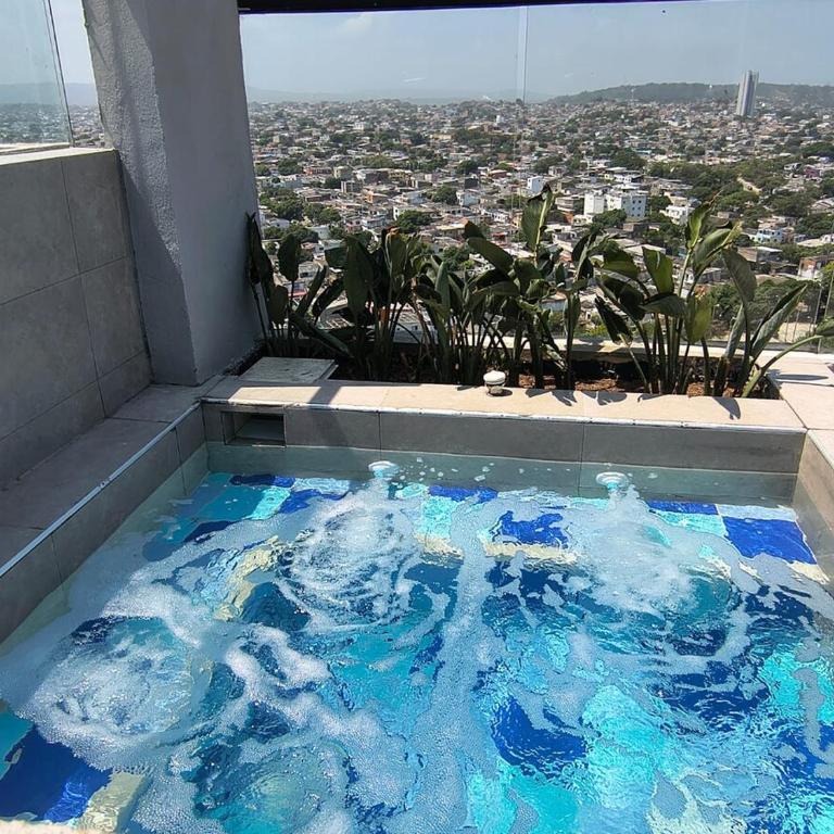 Cartagena Apartamento 2 dormitorios 2 baños en Edificio Confortable piscina, gym, coworking, salón, parqueadero, sobre avenida principal - Two-Bedroom Apartment - 26