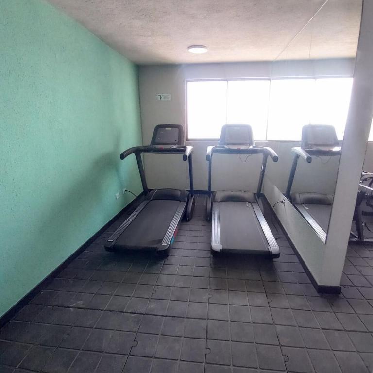 Cartagena Apartamento 2 dormitorios 2 baños en Edificio Confortable piscina, gym, coworking, salón, parqueadero, sobre avenida principal - Two-Bedroom Apartment - 27
