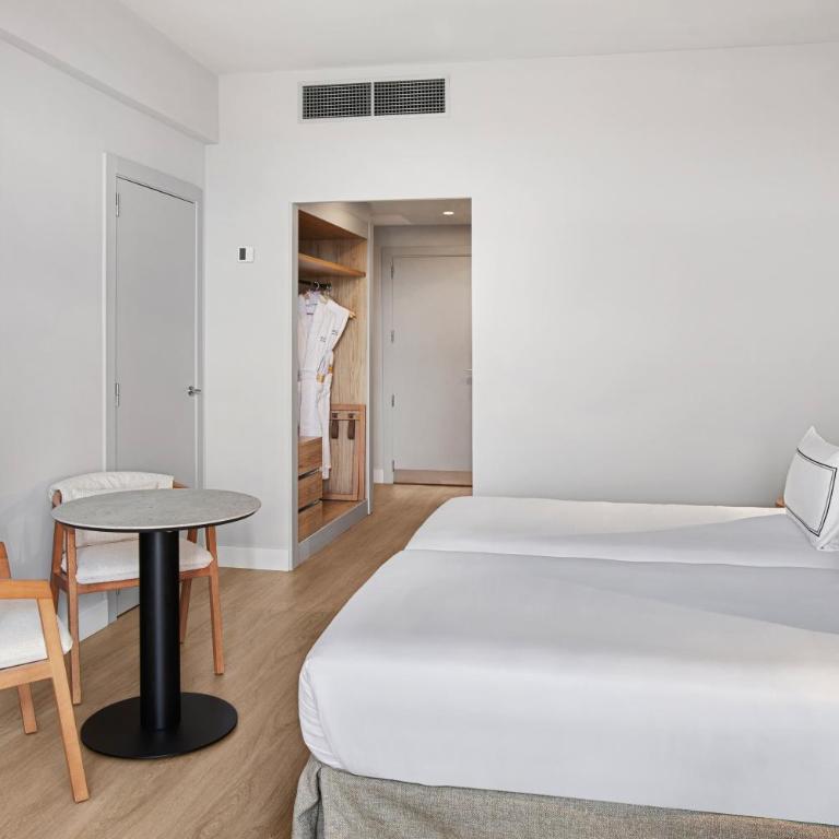 Meliá Lloret de Mar - Camere Comunicanti Premium - 5