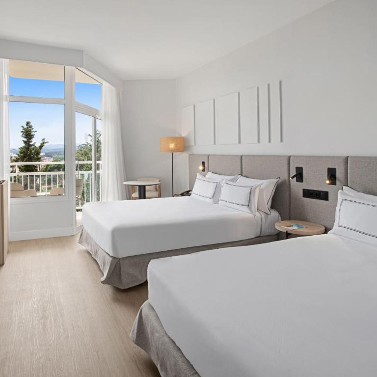 Meliá Lloret de Mar - Camera Grand Premium (2 Adulti + 2 Bambini) - 5