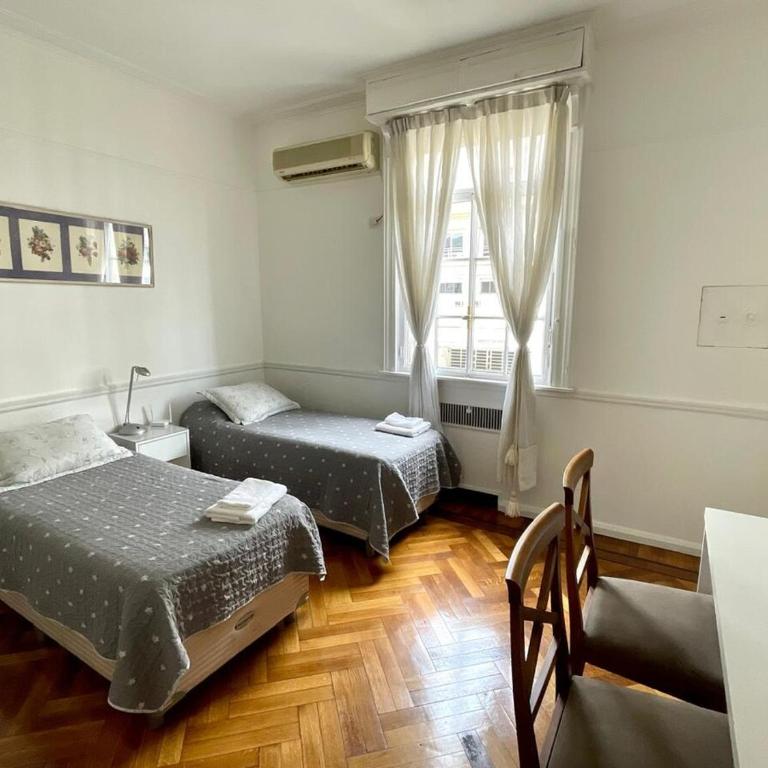 View of the Obelisco! Birthplace of Tango, Wine and Polo - Apartamento de 1 dormitorio - 16
