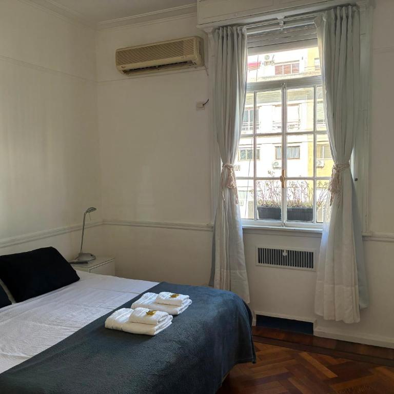View of the Obelisco! Birthplace of Tango, Wine and Polo - Apartamento de 1 dormitorio - 32