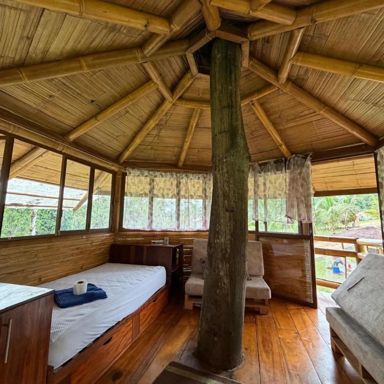 Casa del árbol - zona para acampar - Habitación Doble con vistas al jardín - 1 o 2 camas - 2
