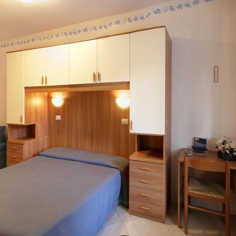 Hotel Germania - Quadruple Room - Separate Building - 2