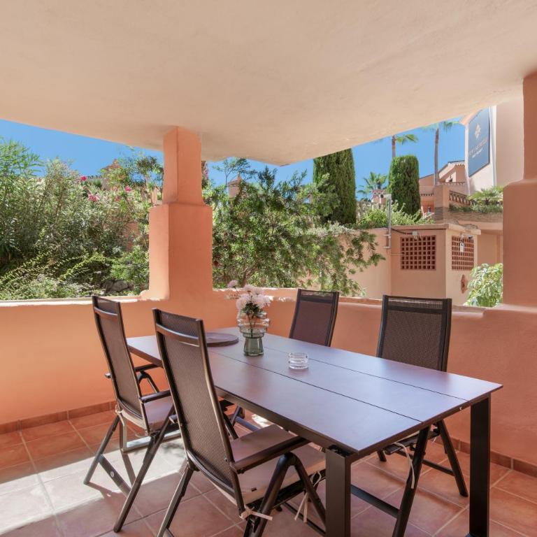 Altea Marbella - Two-Bedroom Deluxe Apartment with Garden View - 2