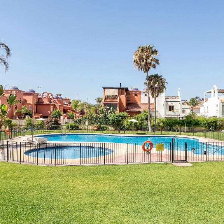 Exclusive Alamos Beach - Apartamento de 2 dormitorios con terraza y vistas al mar - 1