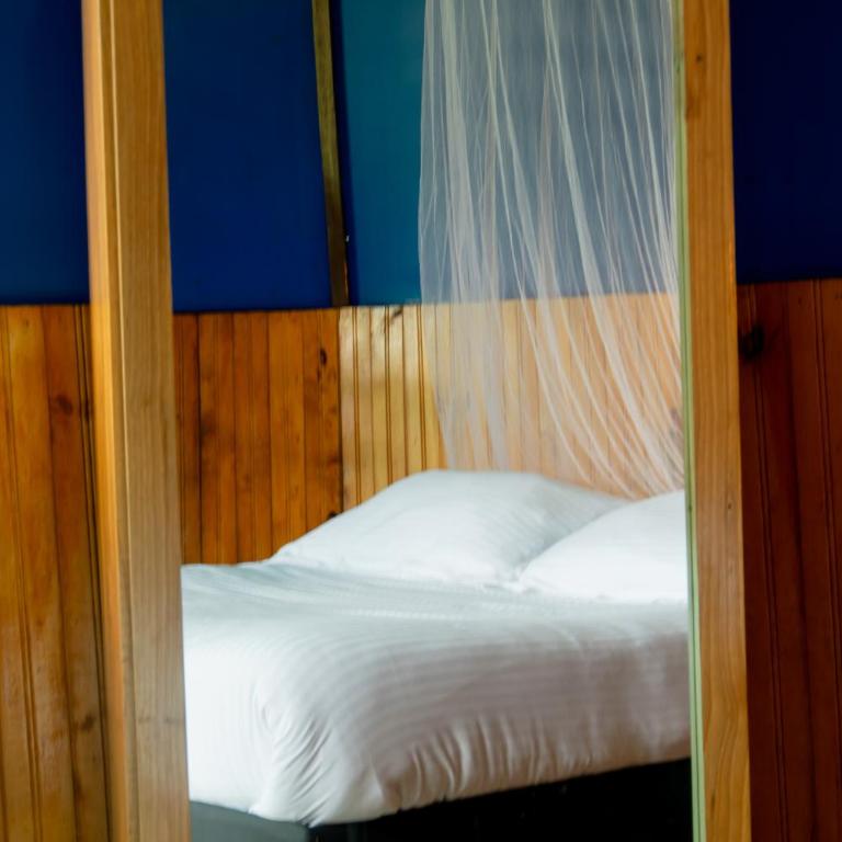 Villas del Rio Glamping - Double Room with Spa Bath - 8