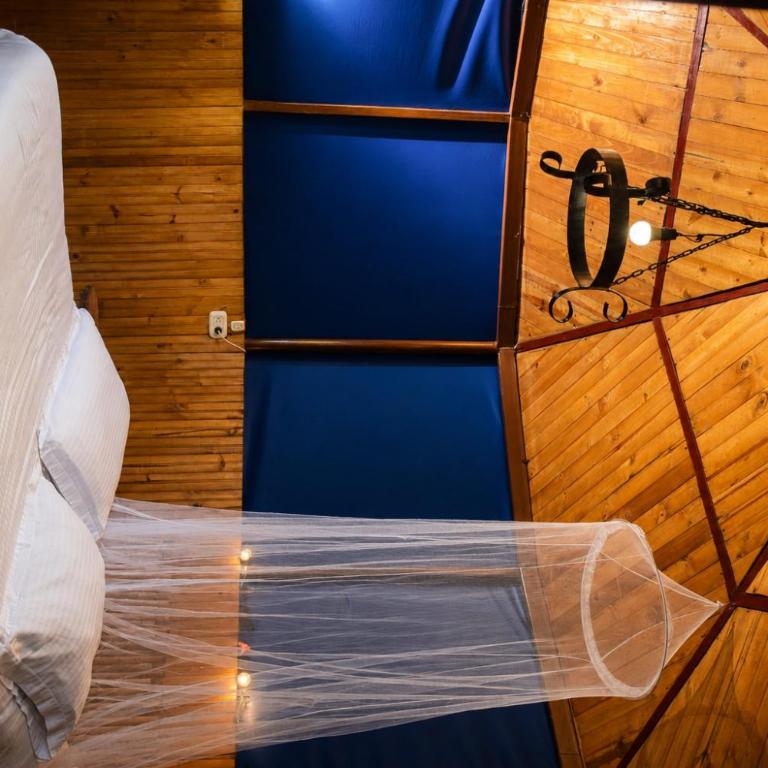 Villas del Rio Glamping - Double Room with Spa Bath - 12