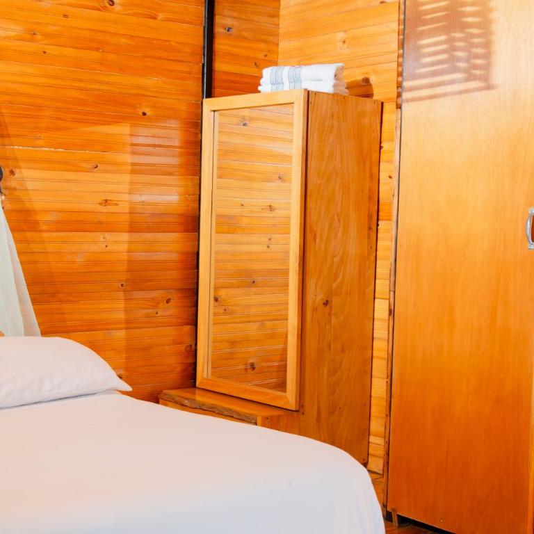 Villas del Rio Glamping - Budget Double Room - 1