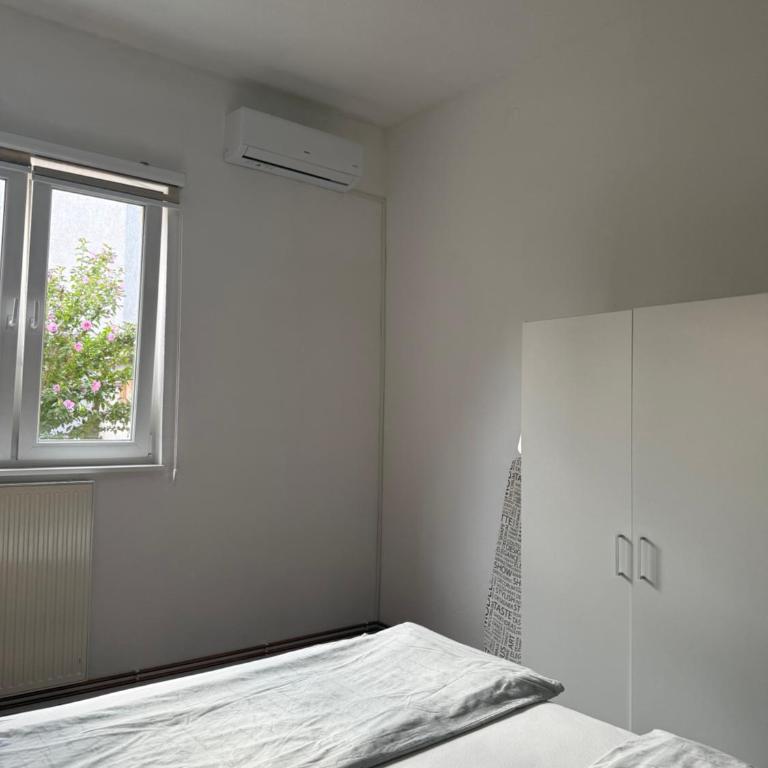 La Bocca Apartment - Sarajevo Airport, Private Parking, 2 ACs - One-Bedroom Apartment - 10