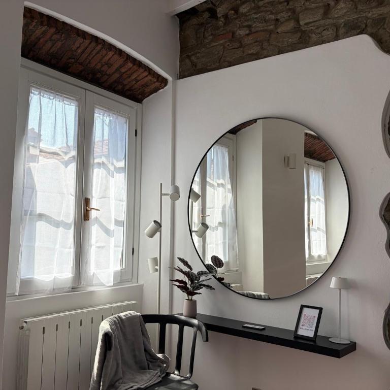 Hello Como - accogliente attico nel cuore di Como - One-Bedroom Apartment - 7