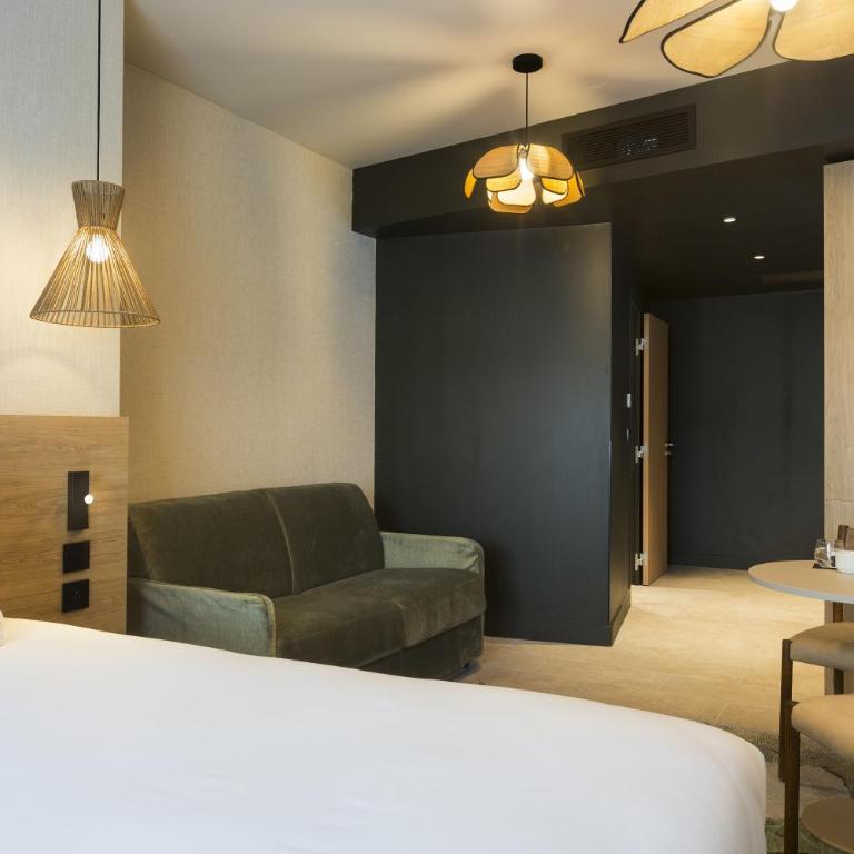 MERCURE NIMES CENTRE ARENES - Suite Familiale avec Vue sur le Jardin - 4