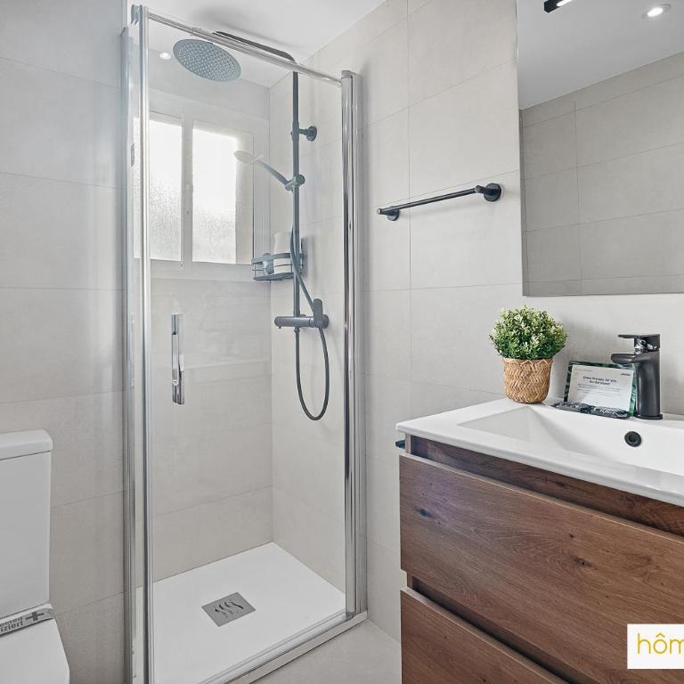 Homity Holidays - Torremolinos - Playamar I - Apartamento de lujo con vistas al mar - 9
