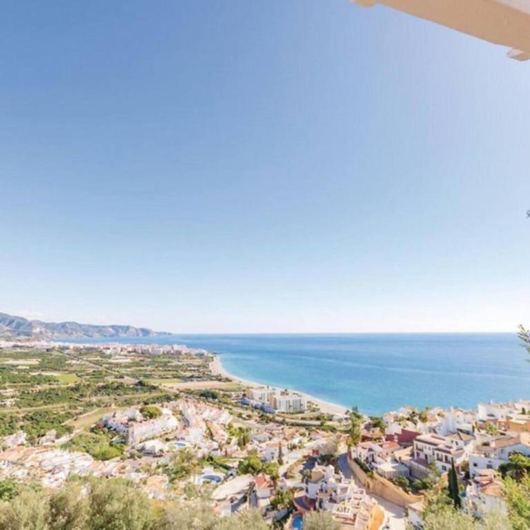 Charming Villa with the best Panoramic views - Three-Bedroom House - 3