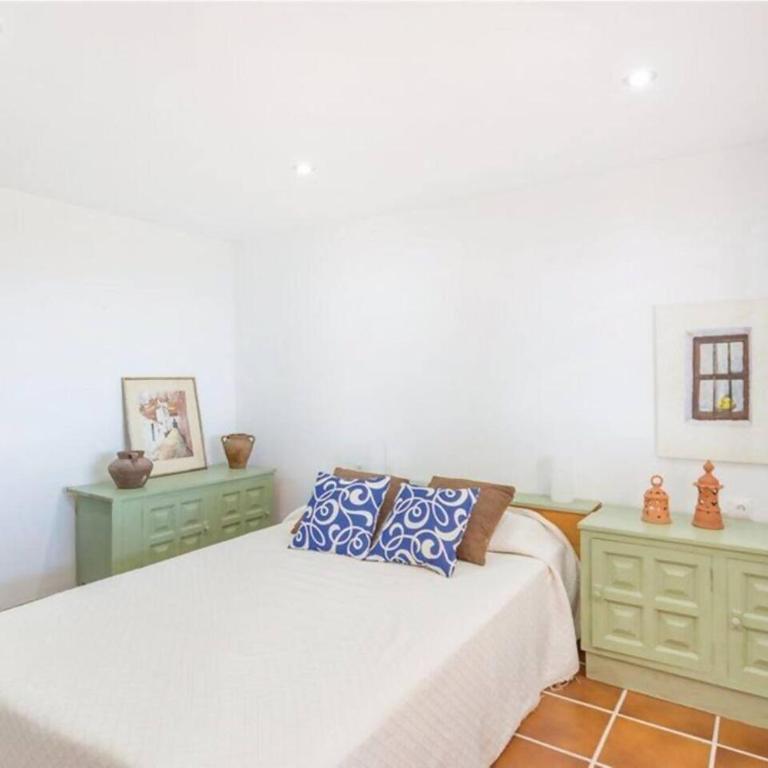 Charming Villa with the best Panoramic views - Three-Bedroom House - 8