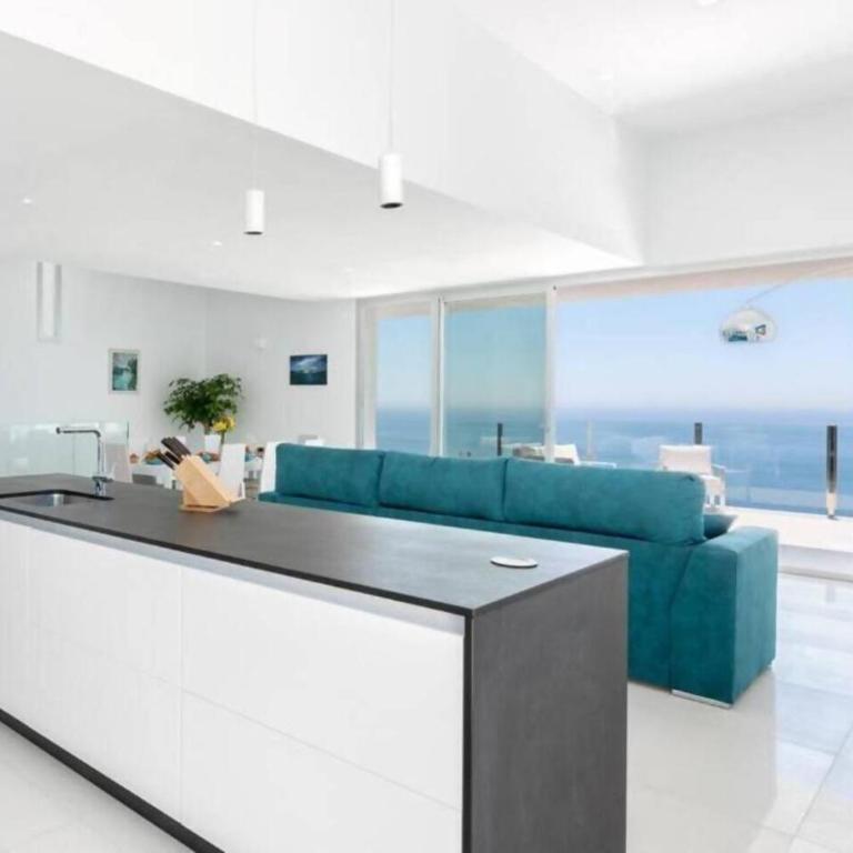 Villa de lujo. Infinity Pool y vista 360º de Nerja - Villa with Private Pool - 6