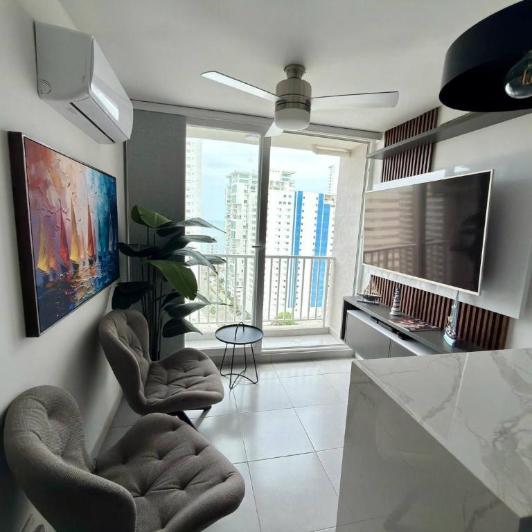 Exclusive 3 Bedroom Apartment - Sunset 47 - Apartment - 3