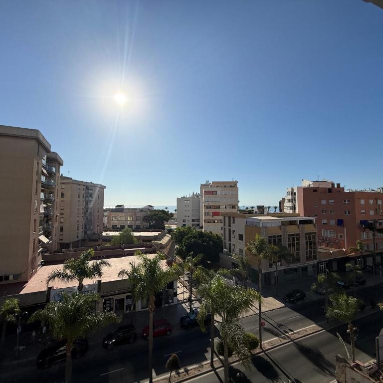 Apartamento Exclusivo de Diseño y piscina en centro de Torremolinos - Apartment mit 2 Schlafzimmern - 47