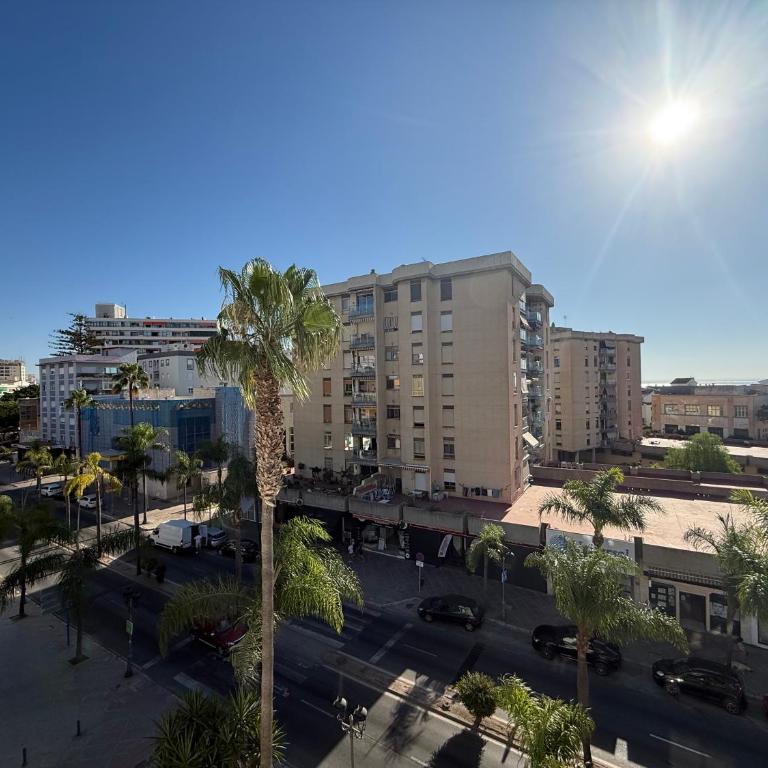 Apartamento Exclusivo de Diseño y piscina en centro de Torremolinos - Apartment mit 2 Schlafzimmern - 46