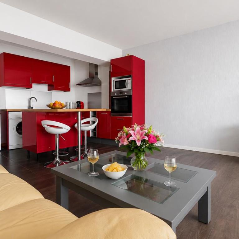 Grand T4 Balcon Proche Aéroport Lyon - Apartamento de 3 dormitorios - 3