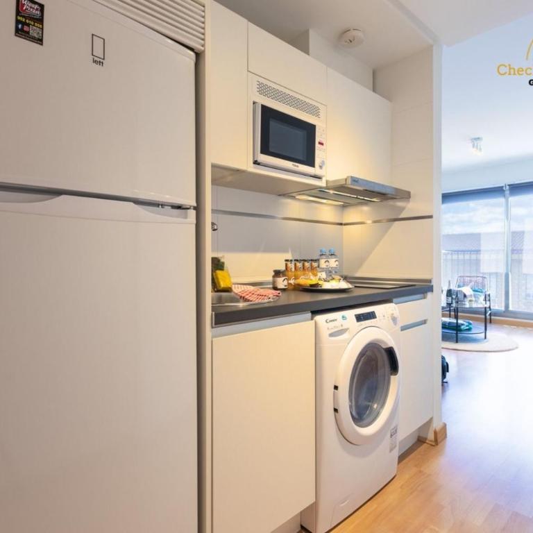 La Rosaleda Apartment - Appartement 1 Chambre Supérieur avec Balcon - 8