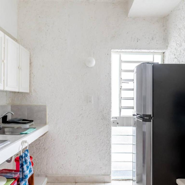 Fun and relax suite beside a park, 10 min to beaches - Apartamento - 11
