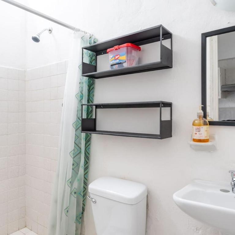 Fun and relax suite beside a park, 10 min to beaches - Apartamento - 22