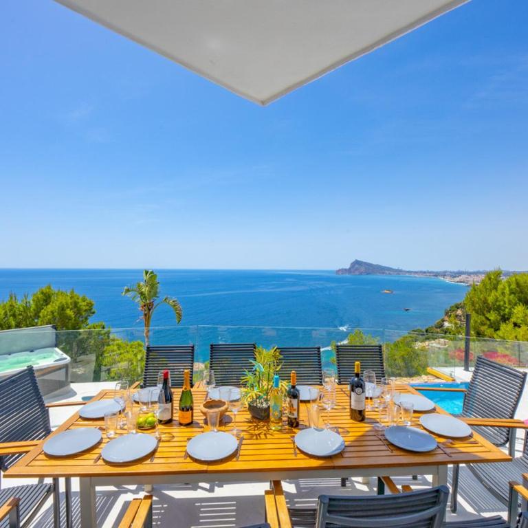 Villa Infinitysea - PlusHolidays - Villa Deluxe - 2