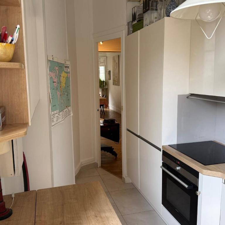 Grand appartement calme avec balcon à Paris 12 - Appartement - 15