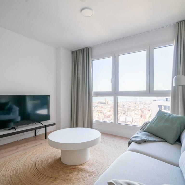HigueronRentals Urban Sky - Deluxe One-Bedroom Apartment with City View - 2