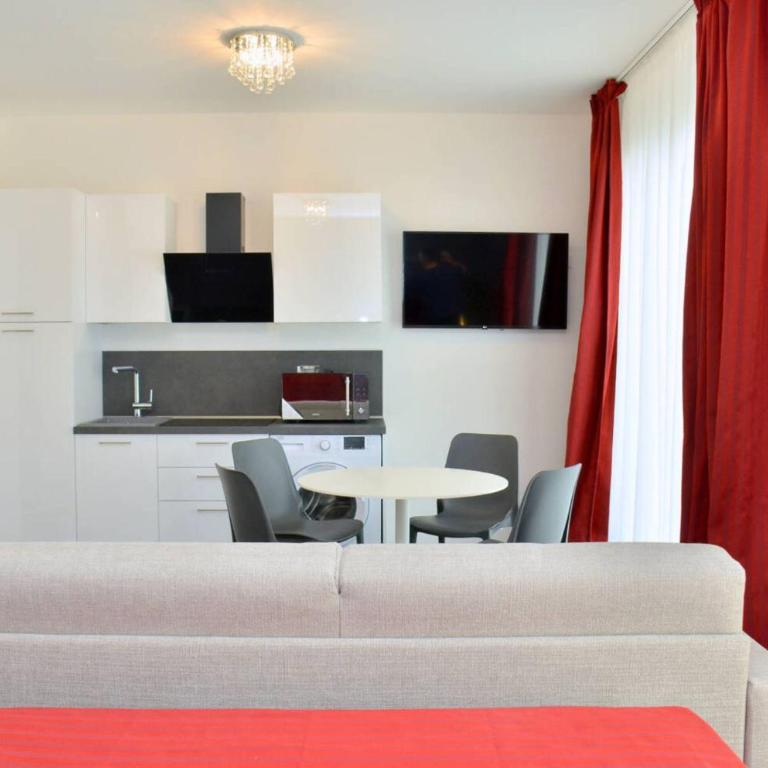 Seaside studio - poolside getaway - Monolocale - 4