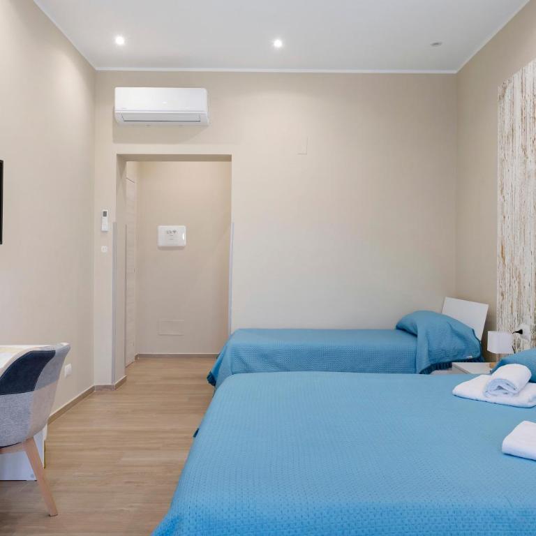 House stazione - Triple Room with Shower - 6