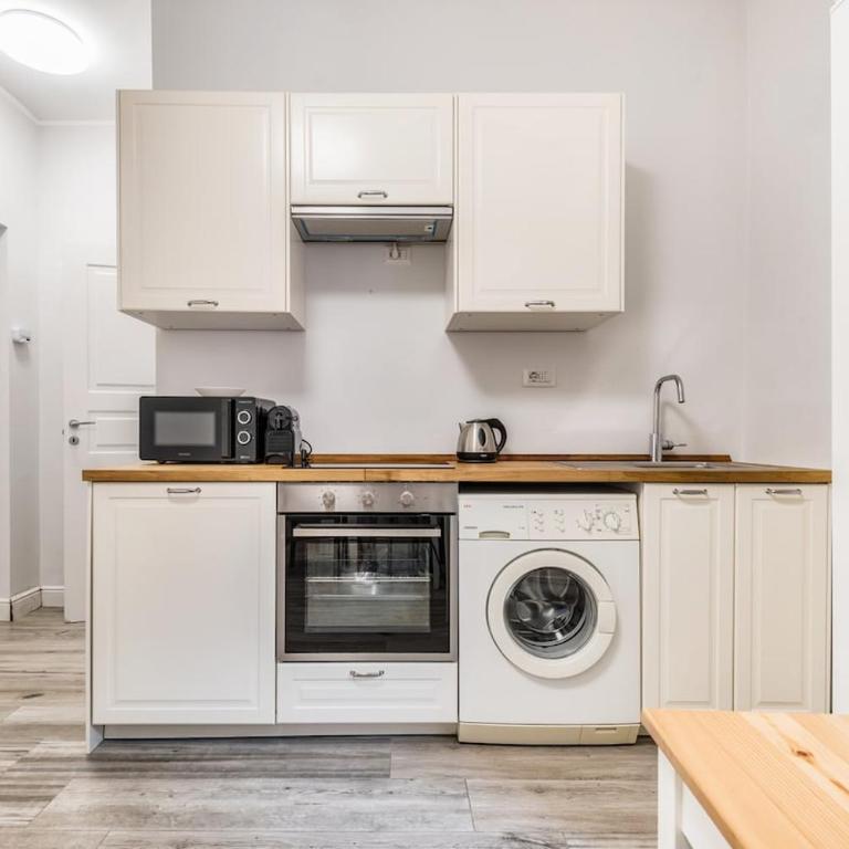 For family 4min walkTrainStation PortaVenezia4min walk - Appartamento con 2 Camere da Letto - 5