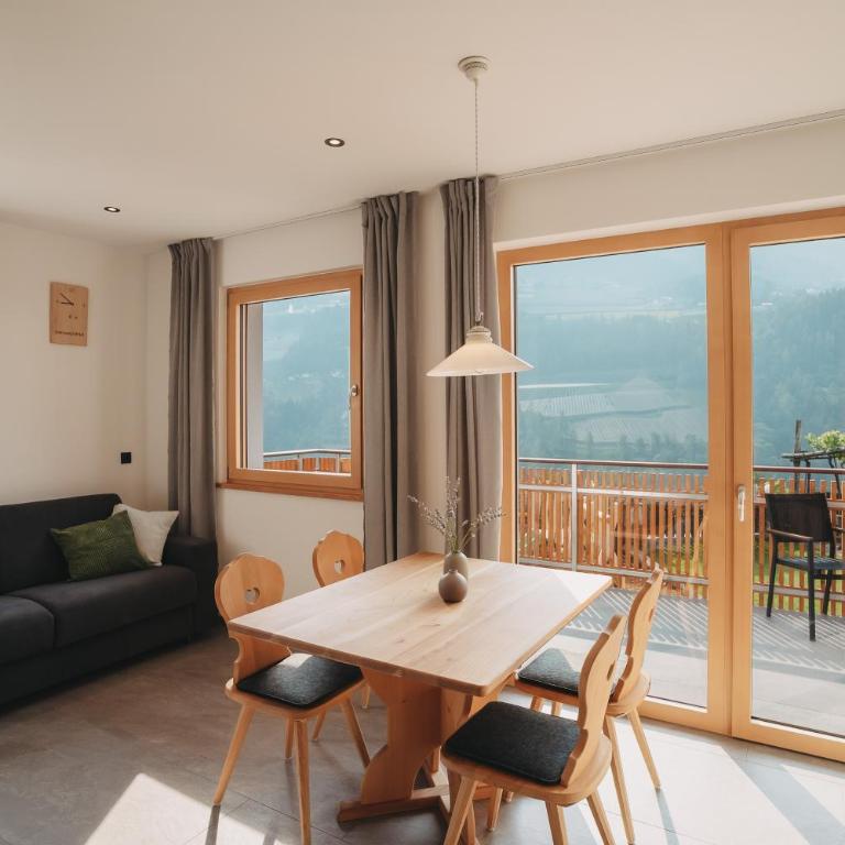 Innersennerhof - Apartamento Premium de 3 dormitorios con balcón - 2