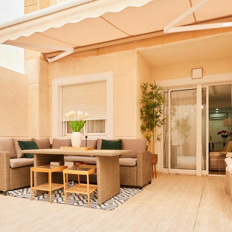 155 Cozy Apartment Alicante-Holiday - Apartment - 1