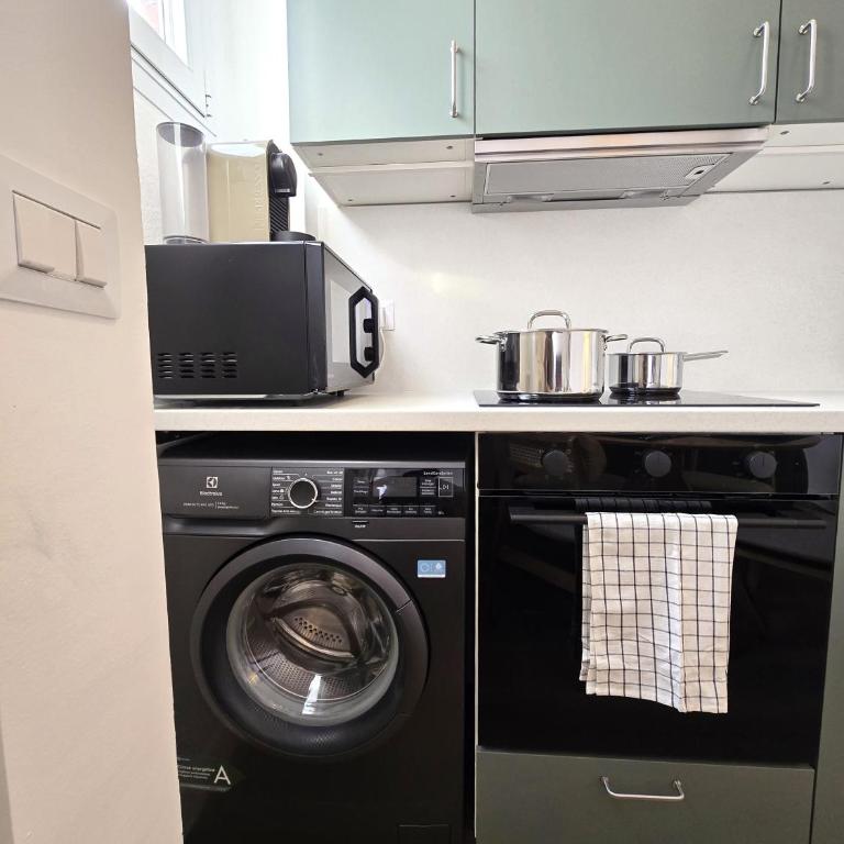YR Apartments Milan - Ca' Granda - 1 Min Walk to Metro - Appartamento con 1 Camera da Letto e Balcone - 11