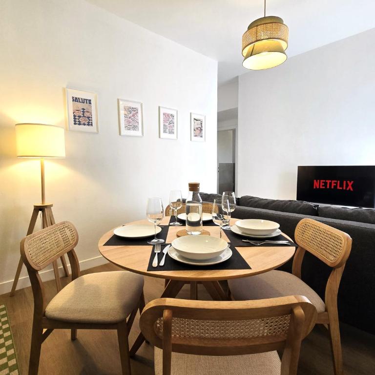 YR Apartments Milan - Ca' Granda - 1 Min Walk to Metro - Appartamento con 1 Camera da Letto e Balcone - 15