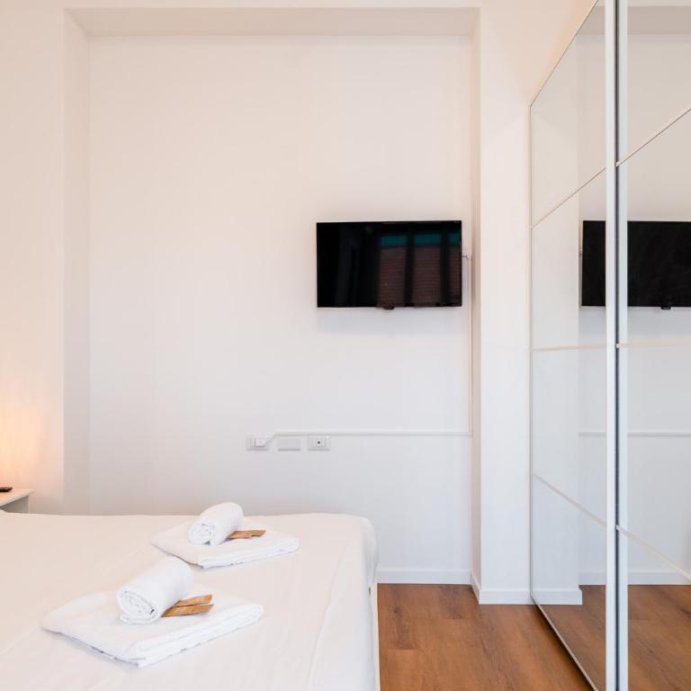Modern Apartment with Balcony in Milan for 4 - Appartamento con 1 Camera da Letto - 23