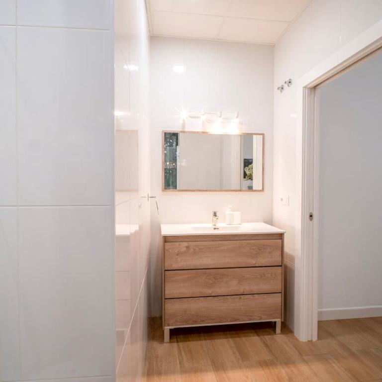 Bajo Tranquilo recién reformado de 80 metros - Apartamento de 2 dormitorios - 2