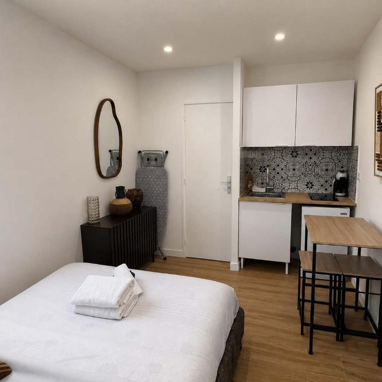 Charmant Studio Paris 20eme Ideal Sejour couple - Studio - 3