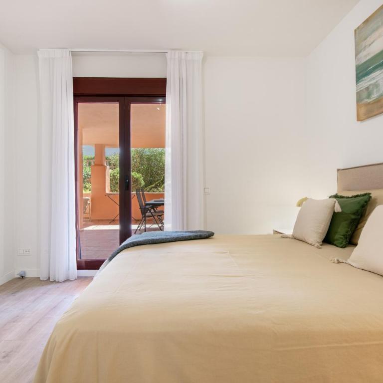 Altea Marbella - Two-Bedroom Deluxe Apartment with Garden View - 19