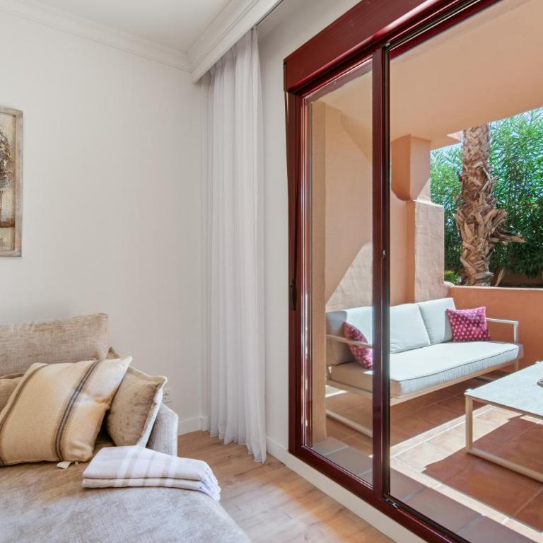 Altea Marbella - Two-Bedroom Deluxe Apartment with Garden View - 13