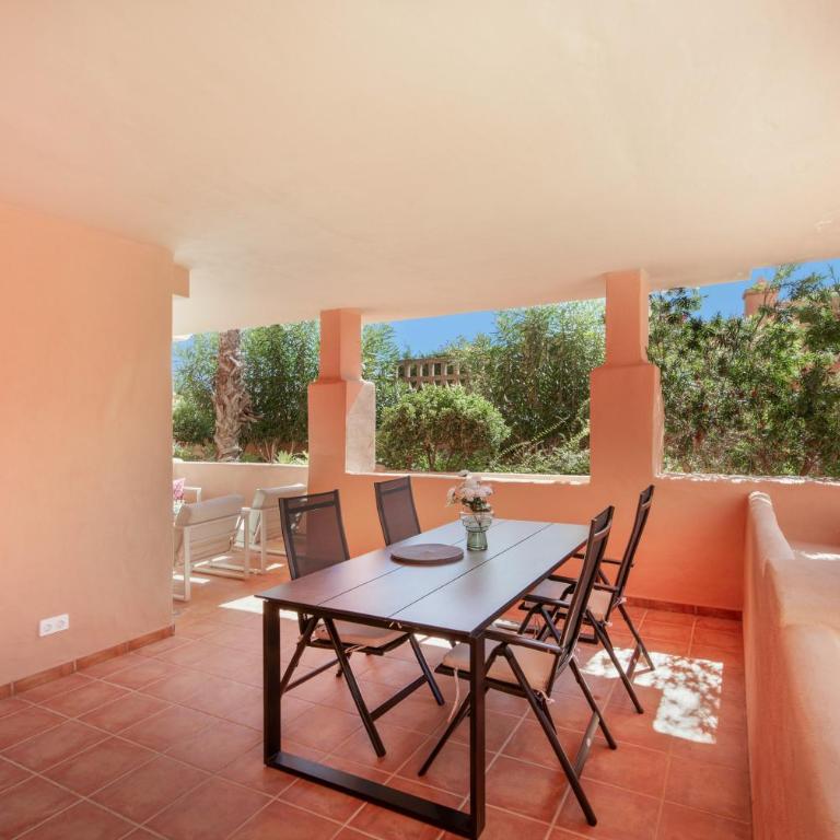 Altea Marbella - Two-Bedroom Deluxe Apartment with Garden View - 28