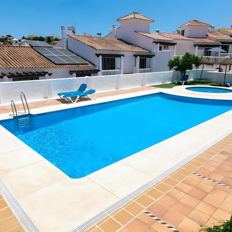 Riviera Del Sol Apartment - Apartamento Deluxe de 2 dormitorios con vistas al jardín - 2