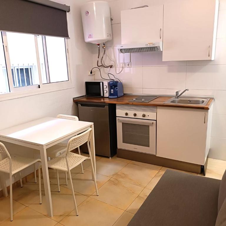 Apartamentos Constitucion - Studio - 8
