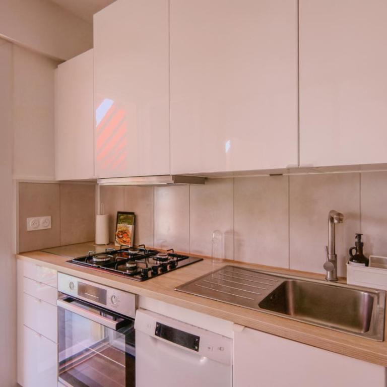 Le Cros Saint Pierre - Plage à 3 mn à pied, Grand balcon, Parking privé - Appartement 1 Chambre - 4