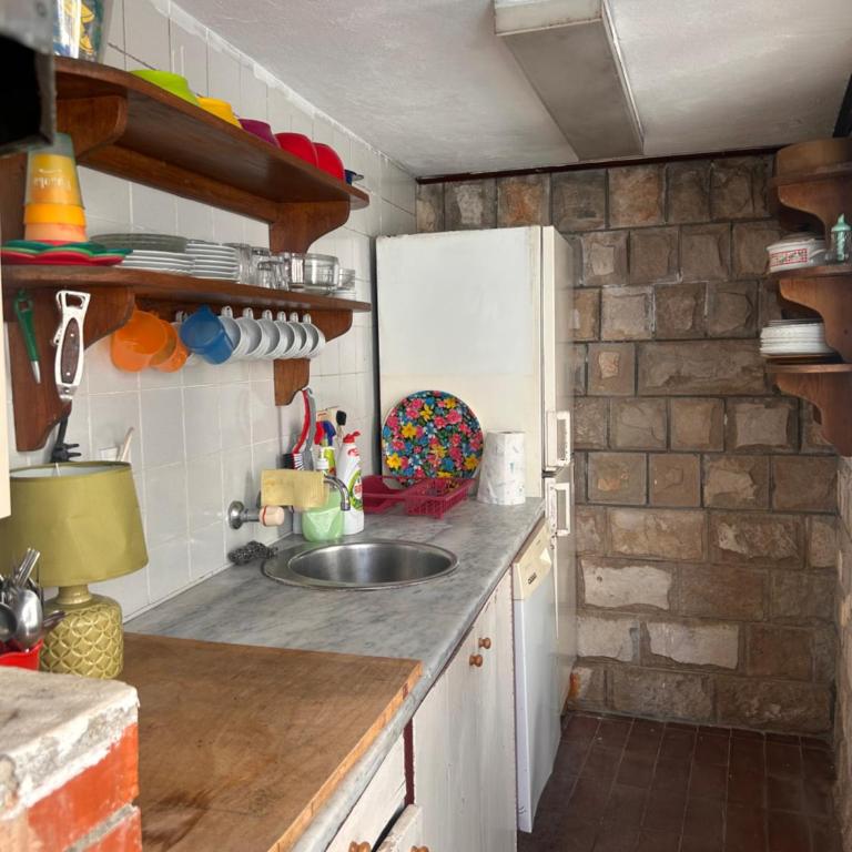 Guest House Vila Eli - Dvokrevetna Soba s Bračnim Krevetom, Zajedničkim Kupatilom i Pogledom na More - 28